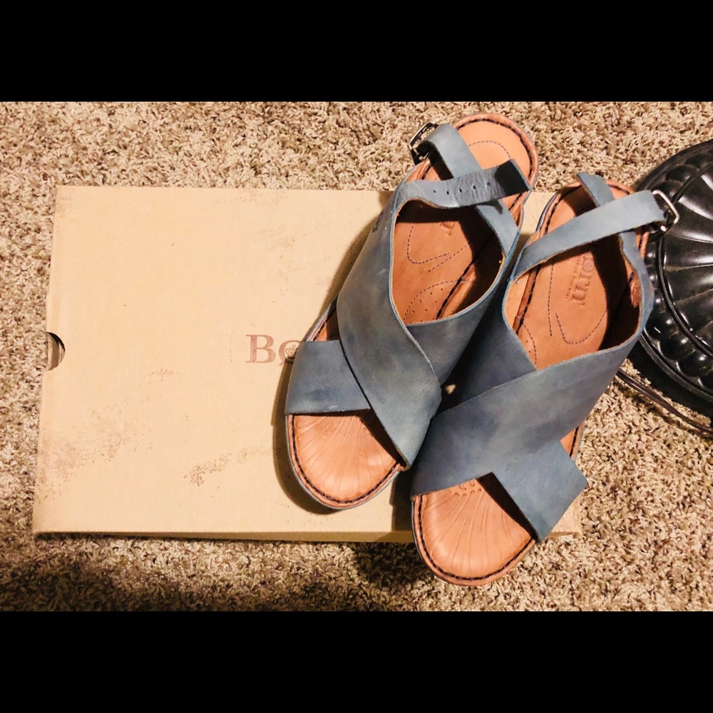 Born Emmy Wedges